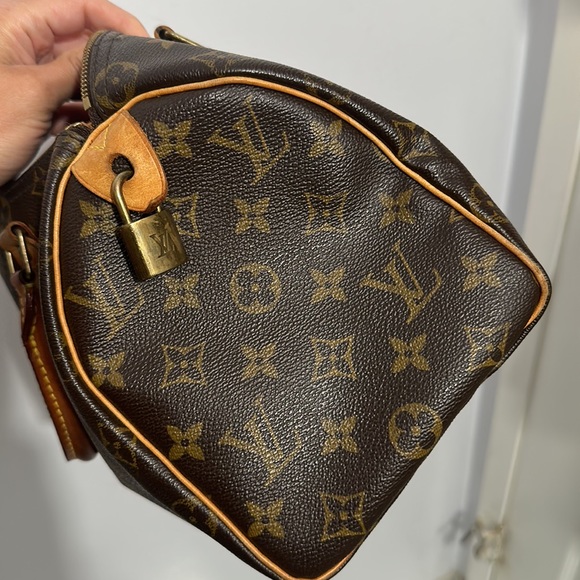 LOUIS VUITTON VINTAGE MONOGRAM SPEEDY 25 - Picture 16 of 17